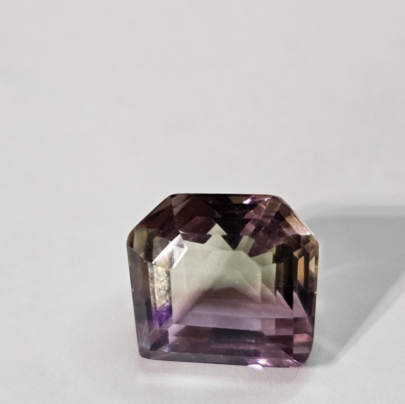 Fancy Violet & Yellow Ametrine Gemstone 10.92 Carats! ⚡️ - Picture 2 of 6